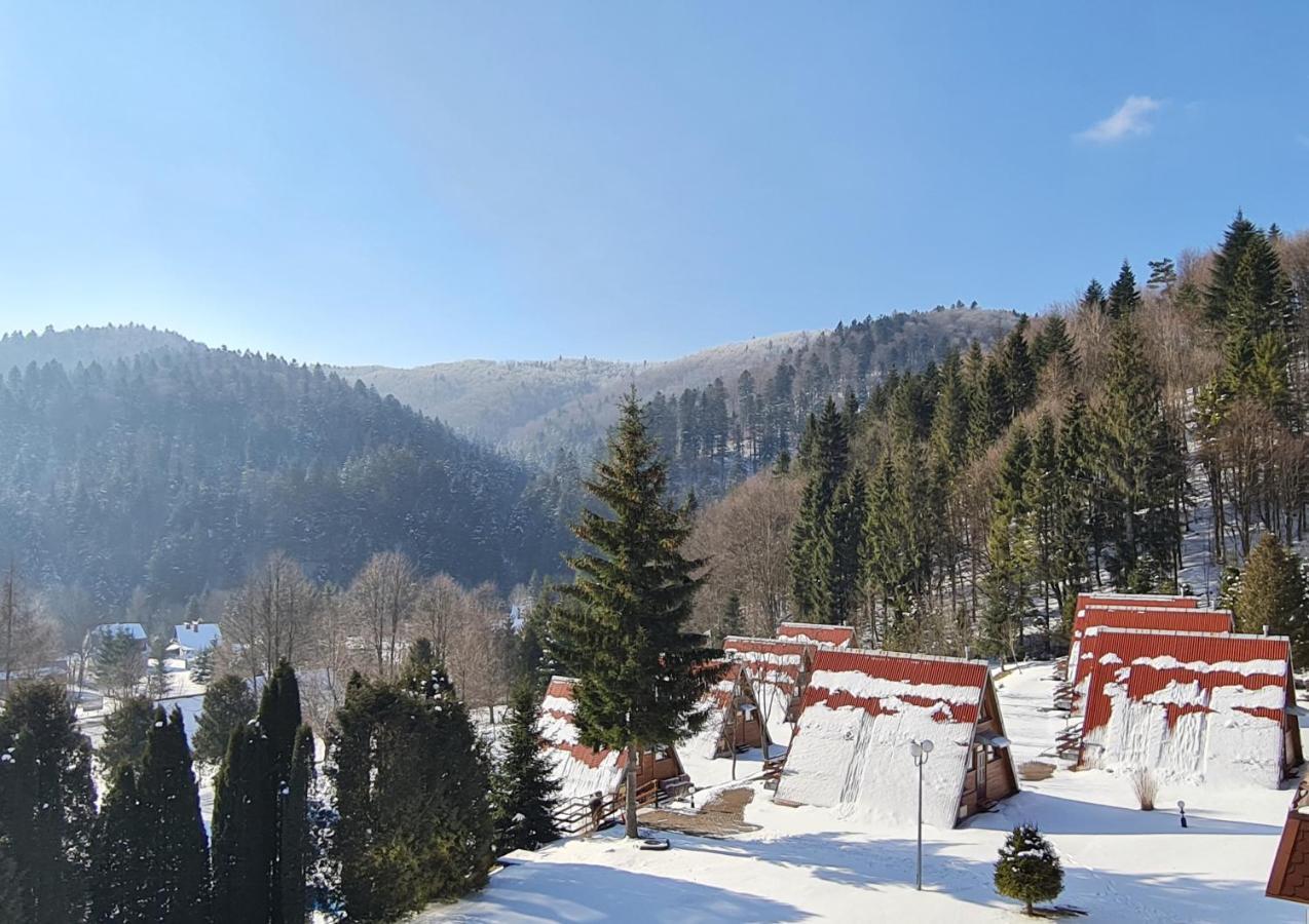 Perelka Bieszczady Domki Чисна Екстериор снимка